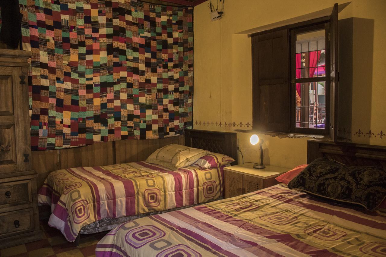 Split Hostel Antigua Ngoại thất bức ảnh