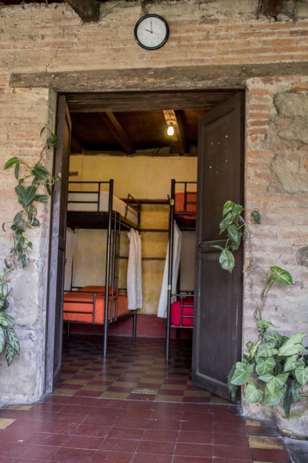 Split Hostel Antigua Ngoại thất bức ảnh